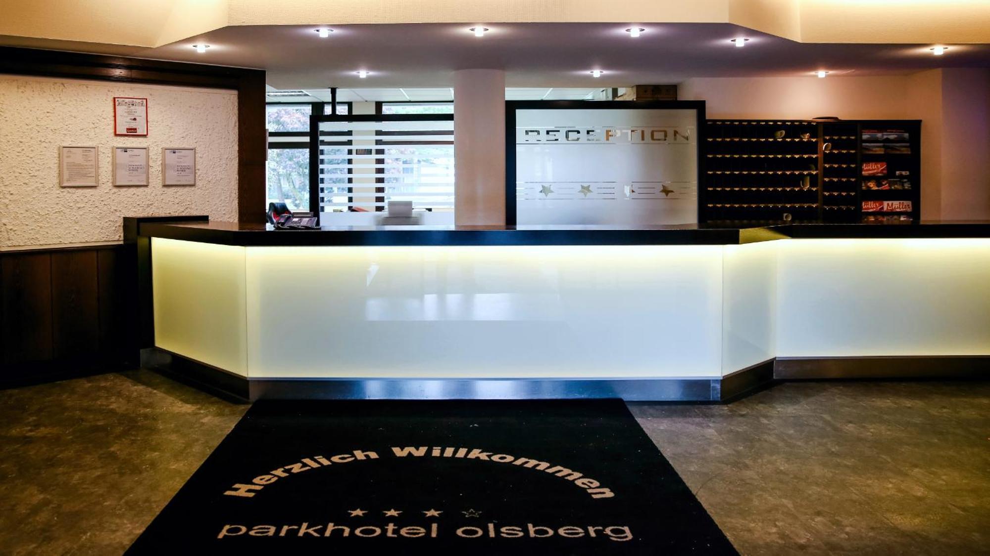 Parkhotel Олсберг Екстериор снимка