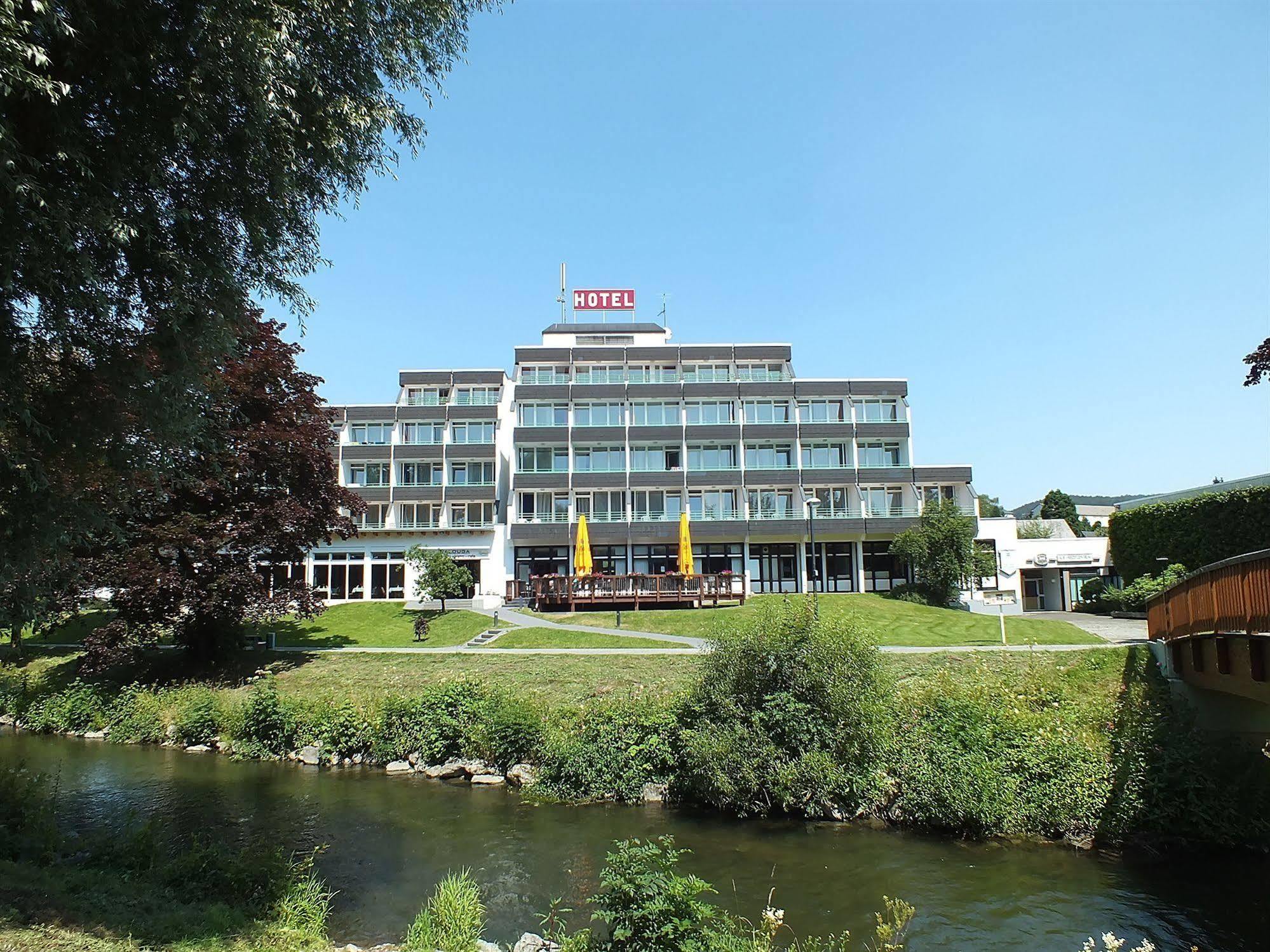 Parkhotel Олсберг Екстериор снимка